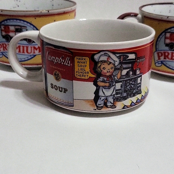 3 vintage Campbell's Soup Mugs - Picture 3 of 7